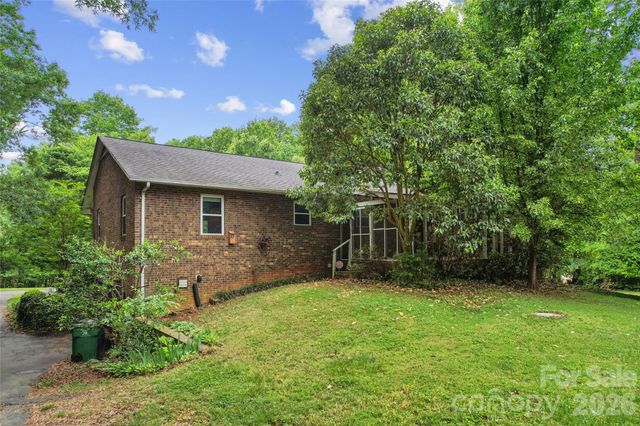 6606 Ludell Lane, Charlotte, NC 28215