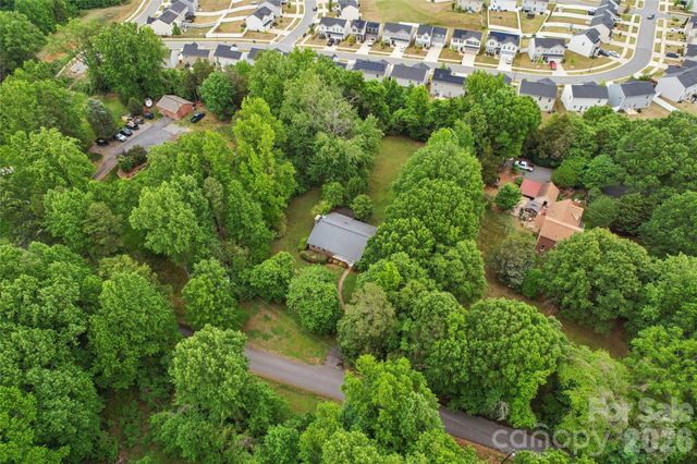 6606 Ludell Lane, Charlotte, NC 28215