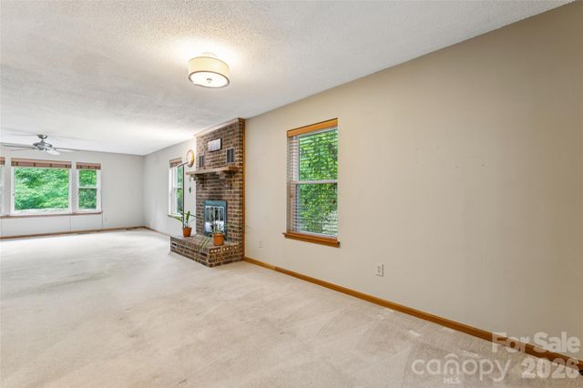 6606 Ludell Lane, Charlotte, NC 28215