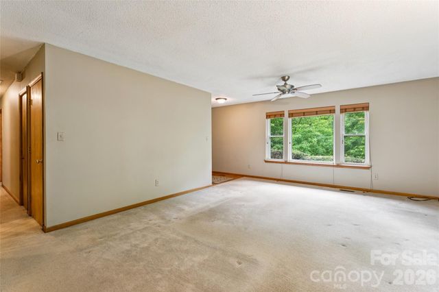 6606 Ludell Lane, Charlotte, NC 28215