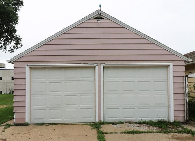 322 E NORTH AVENUE, Little Chute, WI 54140