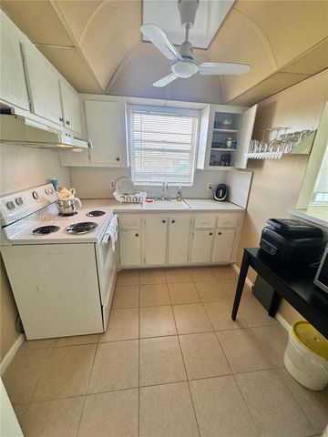 65 Westbury C 65, Deerfield Beach, FL 33442