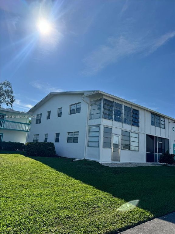 65 Westbury C 65, Deerfield Beach, FL 33442