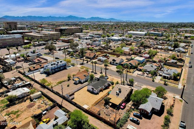 329 N 17TH Drive, Phoenix, AZ 85007