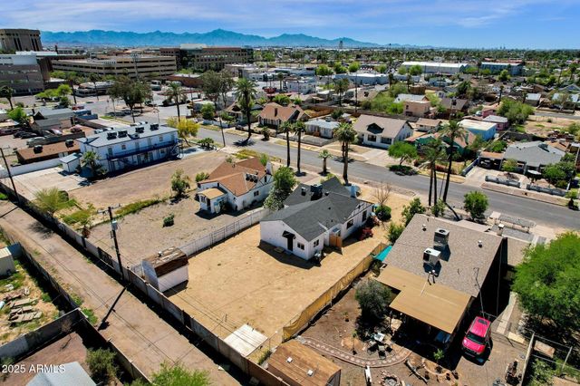 329 N 17TH Drive, Phoenix, AZ 85007