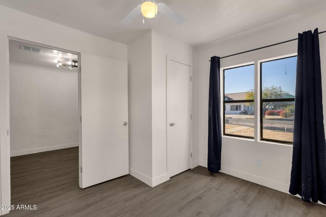 329 N 17TH Drive, Phoenix, AZ 85007