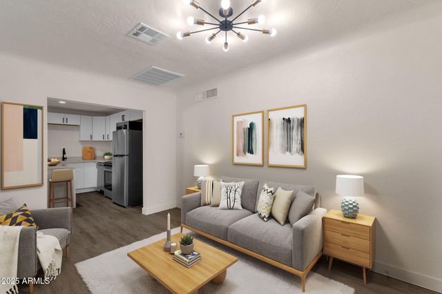 329 N 17TH Drive, Phoenix, AZ 85007