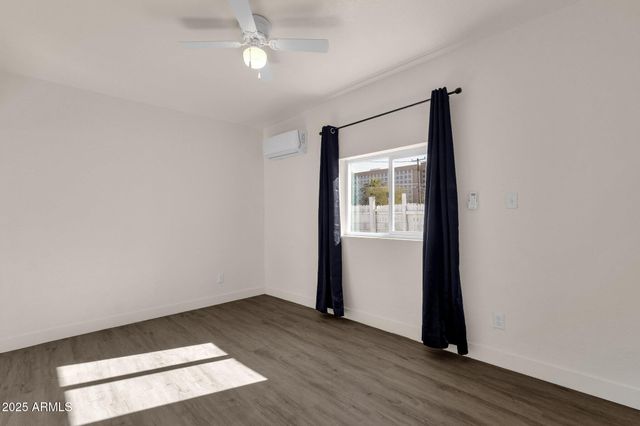 329 N 17TH Drive, Phoenix, AZ 85007