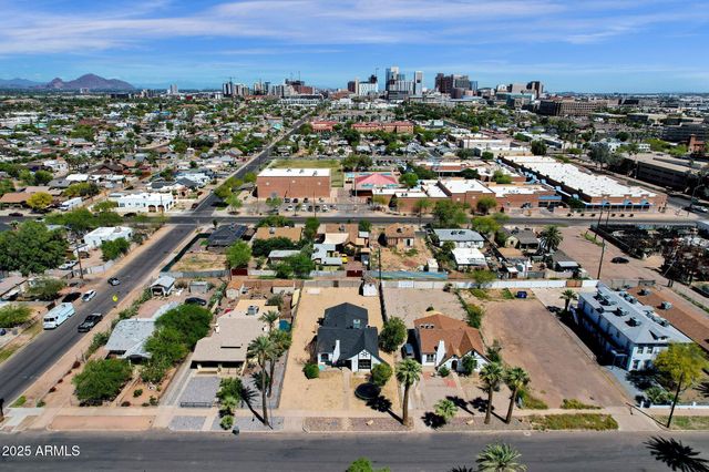 329 N 17TH Drive, Phoenix, AZ 85007