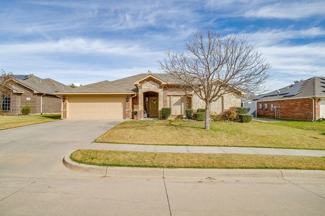 604 Marybeth Drive, Burleson, TX 76028