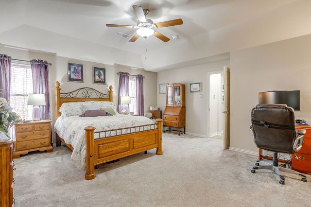 604 Marybeth Drive, Burleson, TX 76028