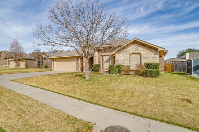 604 Marybeth Drive, Burleson, TX 76028