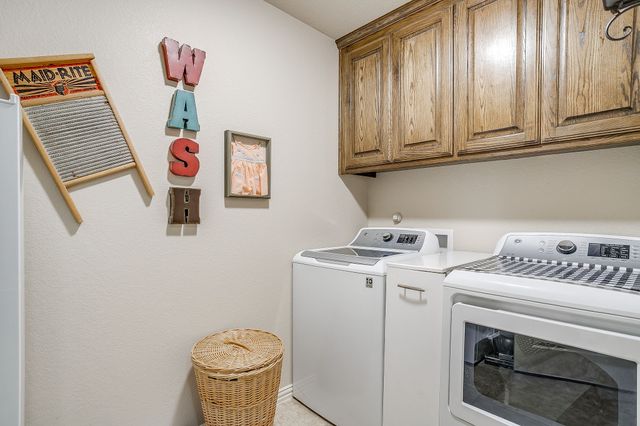 604 Marybeth Drive, Burleson, TX 76028