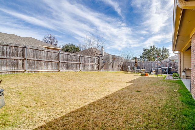 604 Marybeth Drive, Burleson, TX 76028