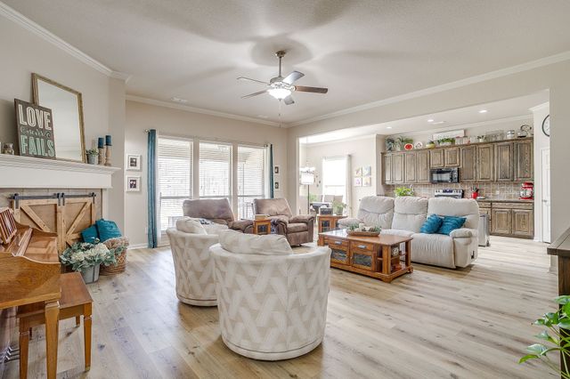 604 Marybeth Drive, Burleson, TX 76028