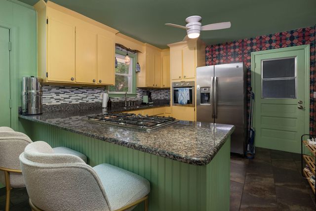 18 Carson Drive, Charleston, SC 29407