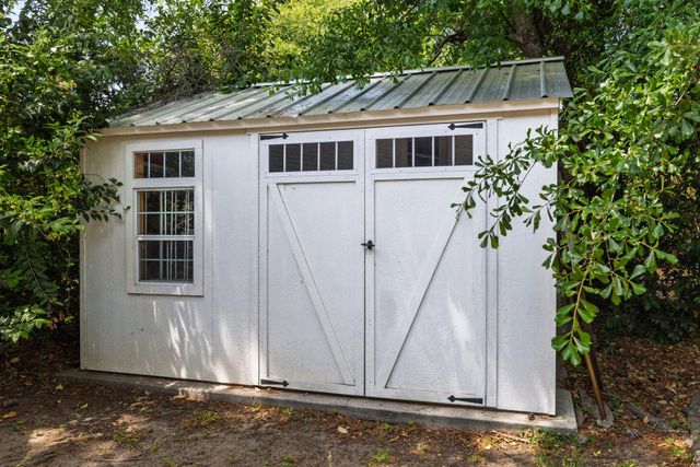 18 Carson Drive, Charleston, SC 29407