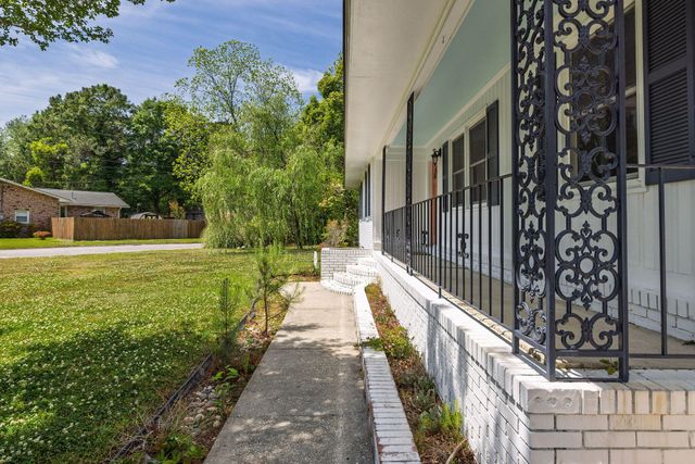 18 Carson Drive, Charleston, SC 29407