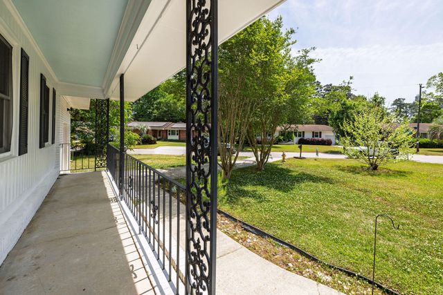 18 Carson Drive, Charleston, SC 29407