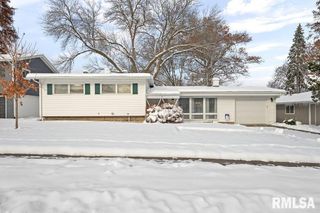 2618 ELM Street, Davenport, IA 52803