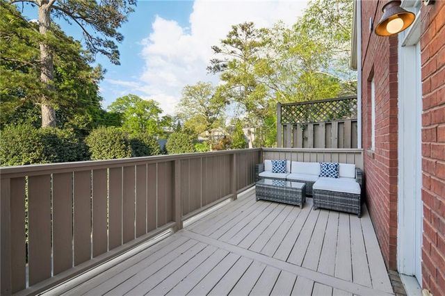1192 Brookhaven Glen NE, Atlanta, GA 30319