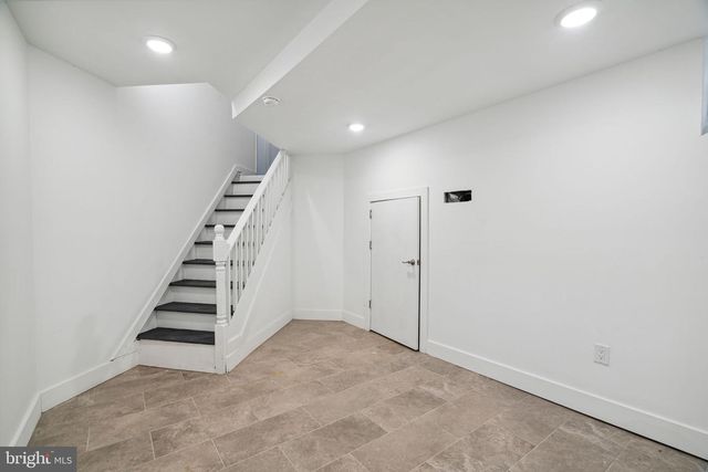5164 RIDGE AVE, Philadelphia, PA 19128