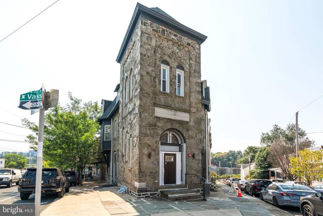 5164 RIDGE AVE, Philadelphia, PA 19128