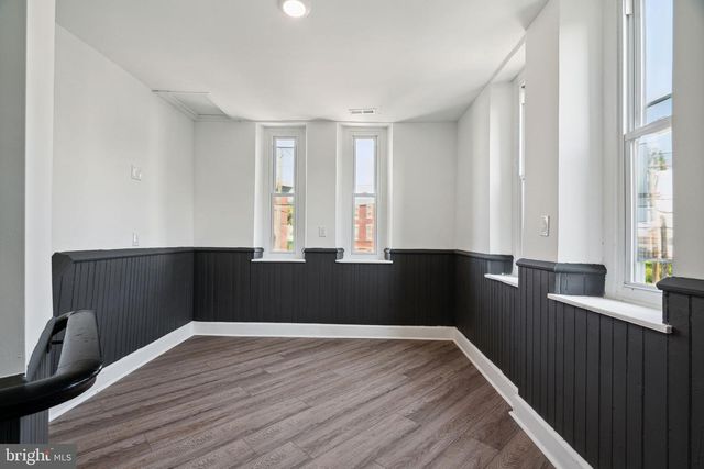 5164 RIDGE AVE, Philadelphia, PA 19128