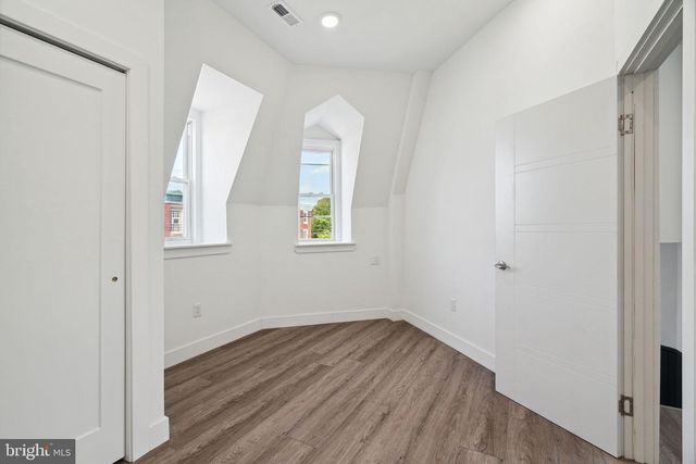 5164 RIDGE AVE, Philadelphia, PA 19128