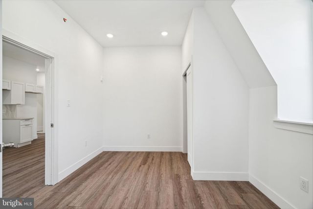 5164 RIDGE AVE, Philadelphia, PA 19128