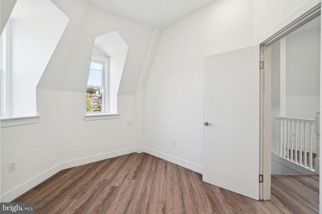 5164 RIDGE AVE, Philadelphia, PA 19128