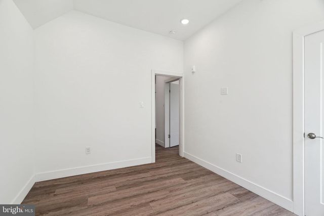 5164 RIDGE AVE, Philadelphia, PA 19128