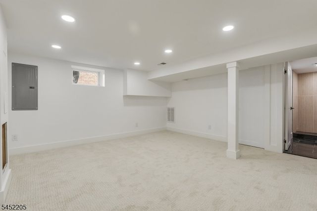 17 Berdan Ave, Fair Lawn Boro, NJ 07410