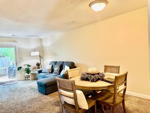 5900 King Charles Court, Clemmons, NC 27012