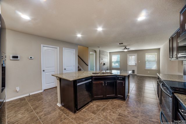 1422 Anise Ln, San Antonio, TX 78245