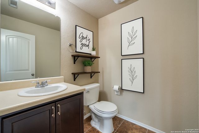 1422 Anise Ln, San Antonio, TX 78245