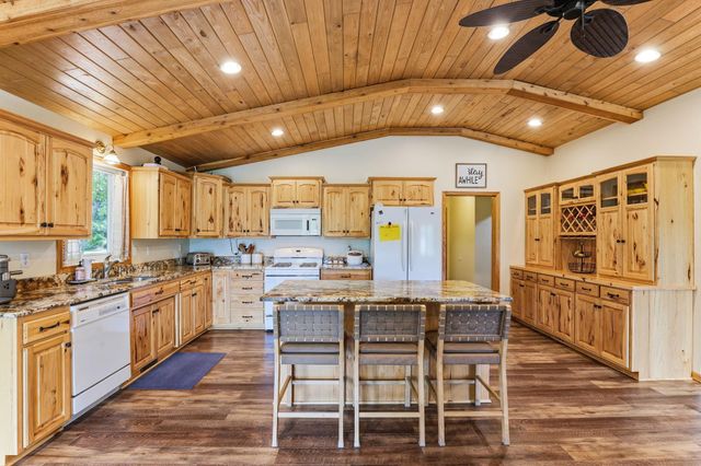 9805 430th Street, Harris, MN 55032