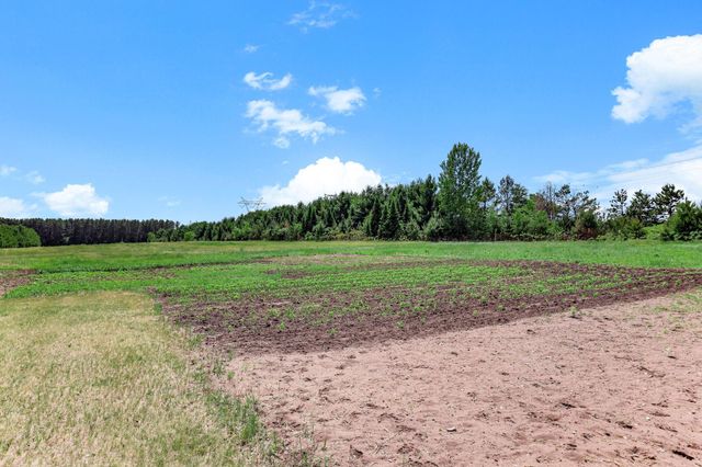 9805 430th Street, Harris, MN 55032
