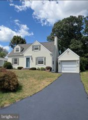 13238 CLUB RD, Hagerstown, MD 21742