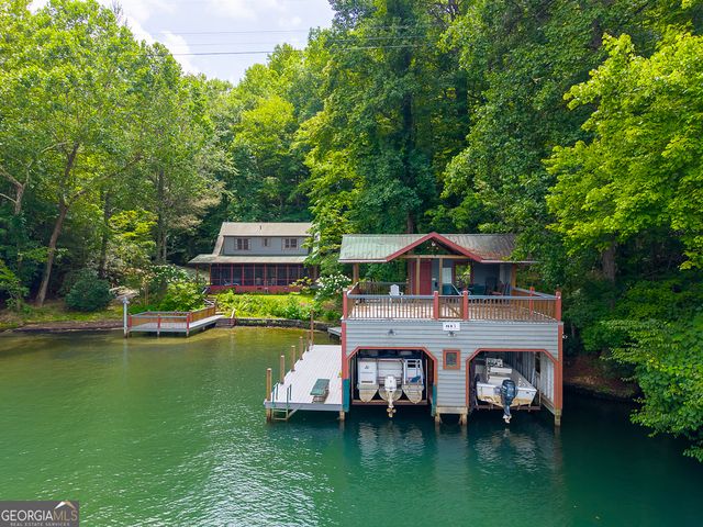 817 E Wildcat Road, Clarkesville, GA 30523