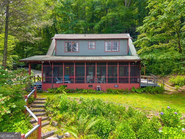 817 E Wildcat Road, Clarkesville, GA 30523