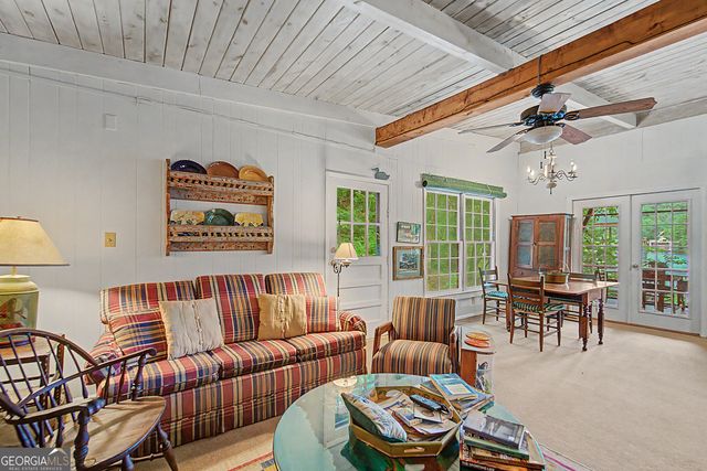 817 E Wildcat Road, Clarkesville, GA 30523