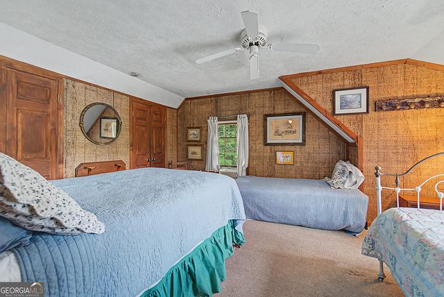 817 E Wildcat Road, Clarkesville, GA 30523