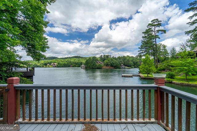 817 E Wildcat Road, Clarkesville, GA 30523