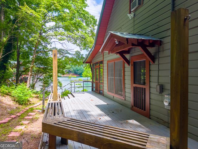 817 E Wildcat Road, Clarkesville, GA 30523