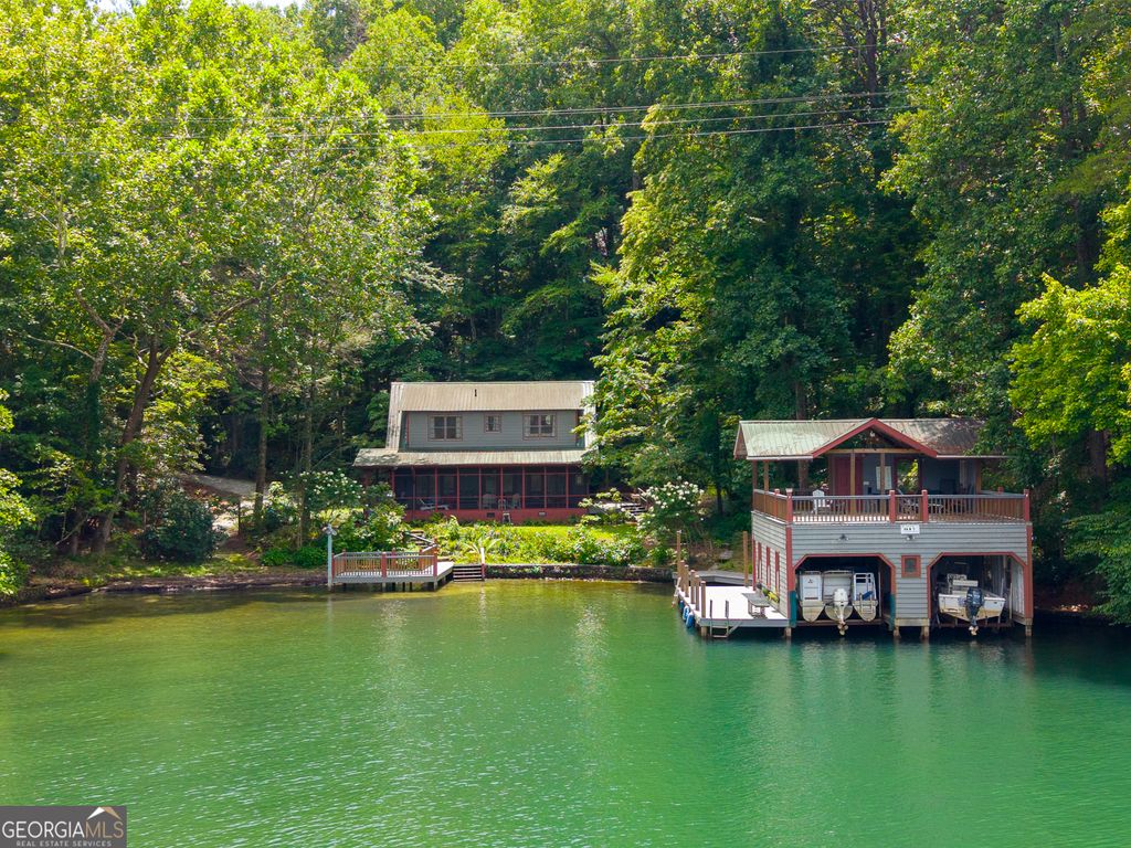 817 E Wildcat Road, Clarkesville, GA 30523