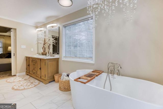 781 Alcova Drive, Social Circle, GA 30025