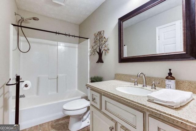 781 Alcova Drive, Social Circle, GA 30025