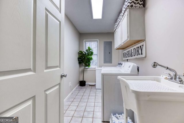 781 Alcova Drive, Social Circle, GA 30025