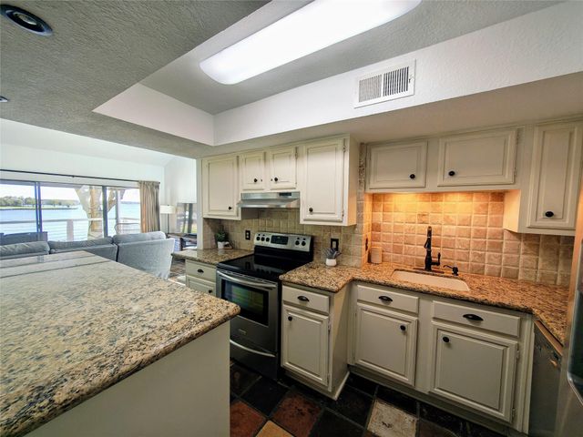 2012 Lakewood Court, Willis, TX 77318